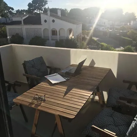 Beautiful 2 Bed With Views In Vilamoura Quarteira